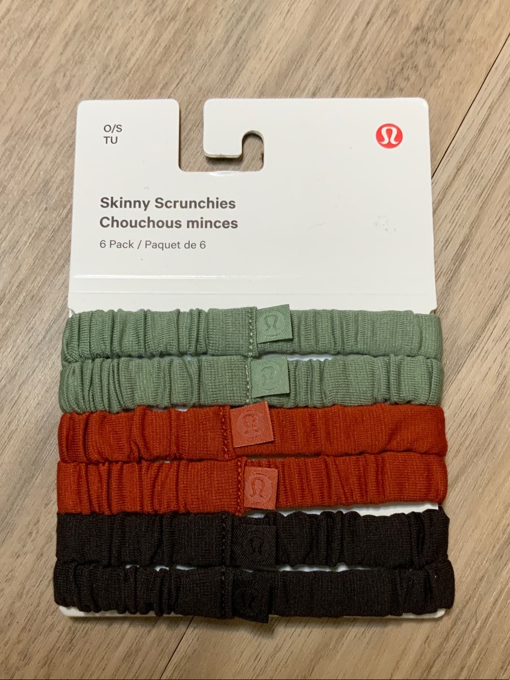 lululemon athletica Skinny Scrunchies 6-Pack in Sage, Rust & Black